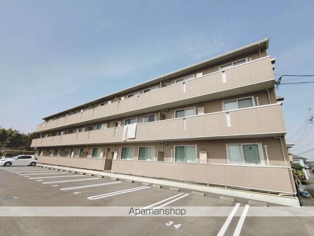 ベルヴューA棟の外観写真