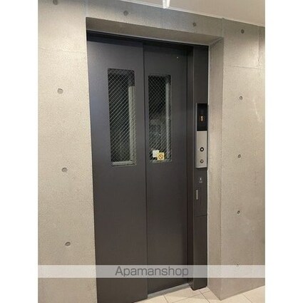 ウェルスクエア用賀[1LDK/27.18m2]の共用部