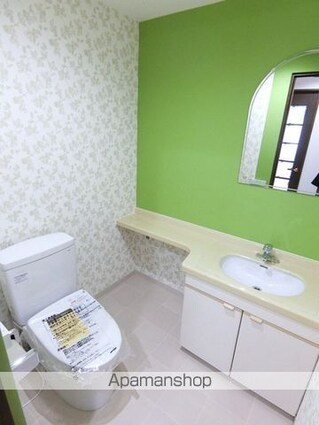 ＳｈｉｂａｕｒａＣｒｙｓｔａｌ　品川レジデンス[3LDK/121.37m2]のトイレ