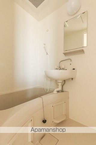 ロイヤルグレイスコーポAYAの内装写真