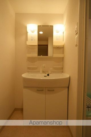 箕面ブジーノースB棟の内装写真