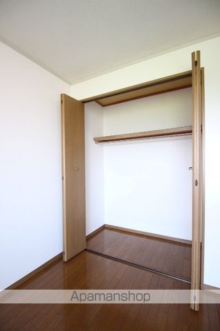 ファミール河野 B棟の内装写真