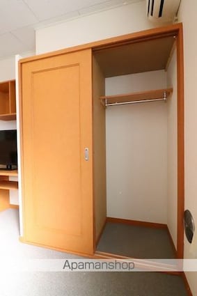 レオパレスプラティーク昭島[1K/23.61m2]の収納