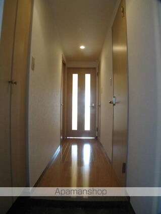 エレガン・レーヴ[2DK/47.39m2]の玄関