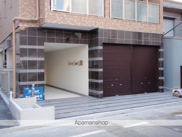 セントラルコート七間町の玄関写真