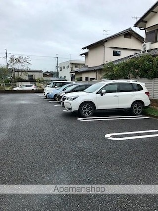メゾン・ＳＡＷＡＹＡＭＡ[1LDK/37.13m2]の駐車場2