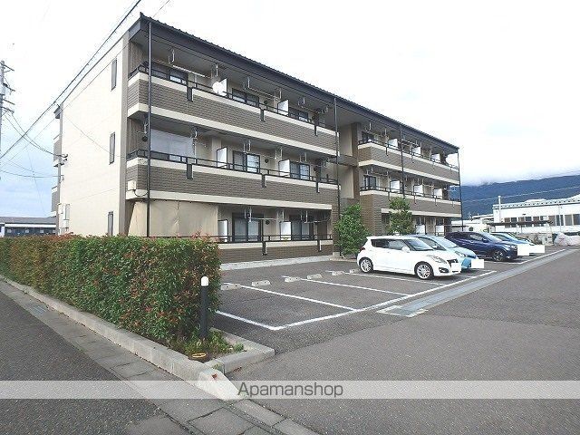 Monte Hutの外観写真
