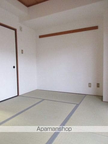 グリーンヒルズの内装写真