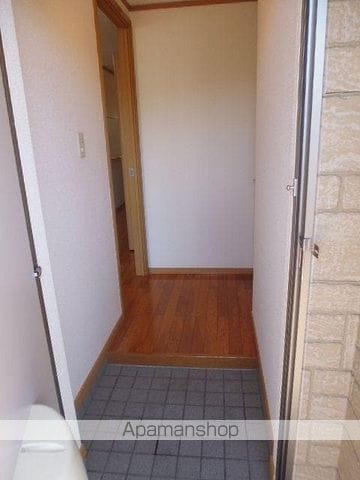 ロイヤルマンション日の出の内装写真