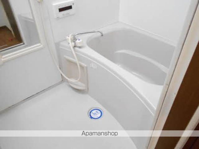 ヴァンセンヌ広面の内装写真