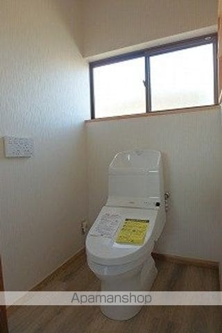 小林市 2階建 築39年の内装写真