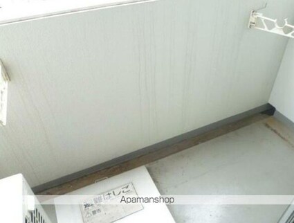 グランドメゾン三軒茶屋[2LDK/50.01m2]のバルコニー