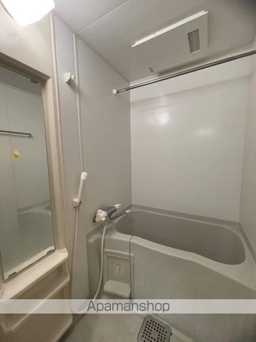 グラビスコート八丁堀の内装写真