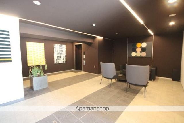 RESIDENCE ICONN NISHIHARAの玄関写真