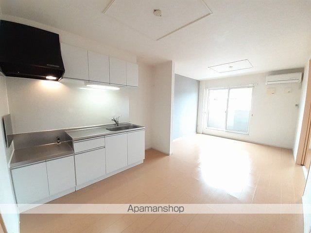 フェリオ Cの内装写真