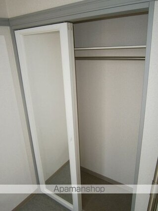 レオパレス中居[1K/20.28m2]の収納