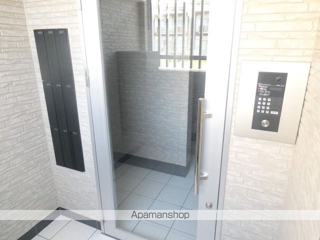 TAISHOKAN THE APARTMENTの玄関写真