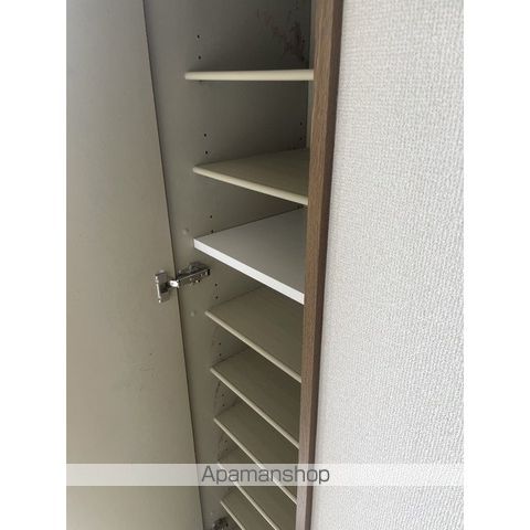 アンプルールリーブルルーアンの内装写真