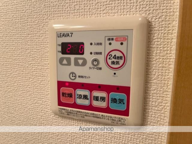 ラファエルの内装写真