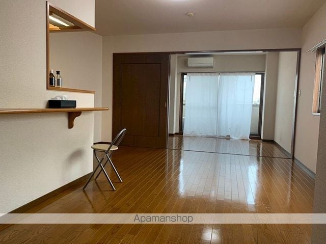 レンツェン松庵の内装写真