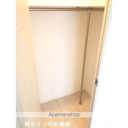 コンフォリア蒲田[1K/26.1m2]の収納