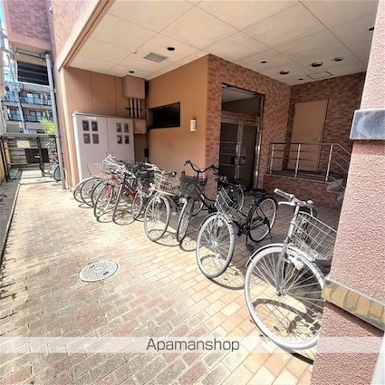 ラ・シャテロ[1LDK/43.32m2]の周辺1