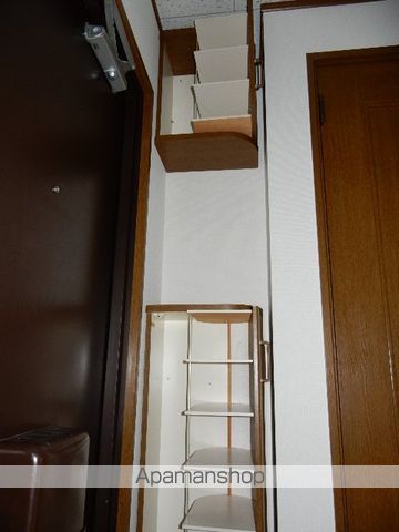 ハイツ八之坪の内装写真