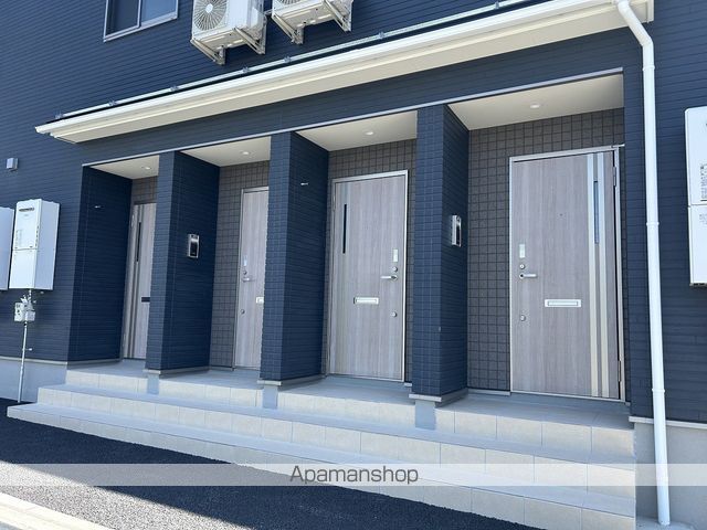 M&T神町北IIIの玄関写真