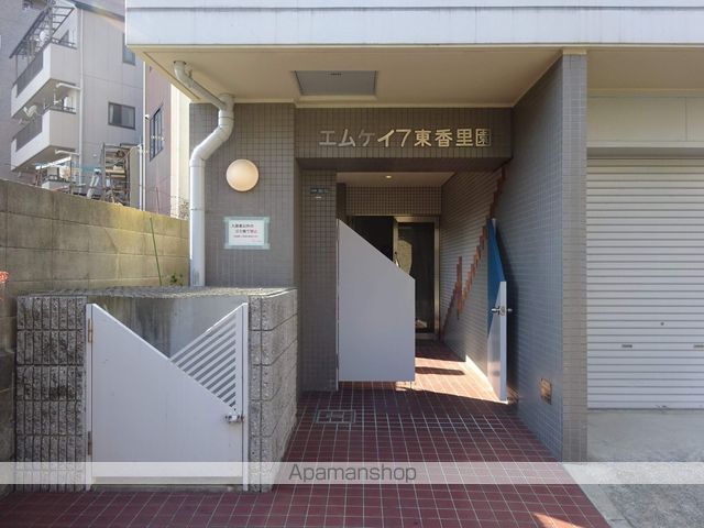 エム・ケイ7東香里園の玄関写真