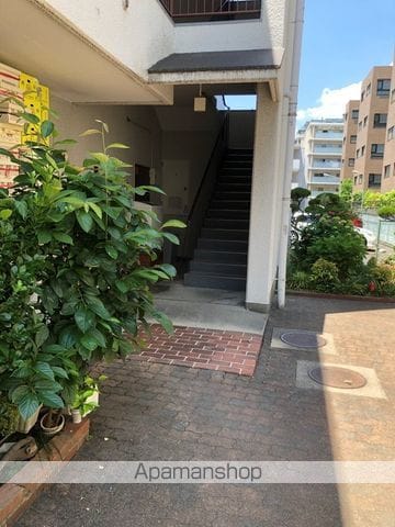 加島第3マンションの玄関写真