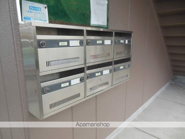 プチストーン[2LDK/49.5m2]の共用部1