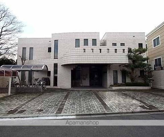 テラスロマネの外観写真