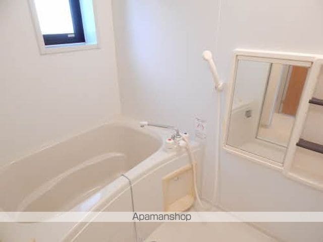 クレストコート勢家 A棟の内装写真