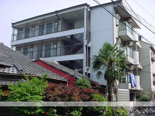 ノーブル中宮の外観写真