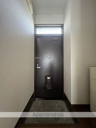 ＷＥＳＴ５－１[1R/22.04m2]の玄関