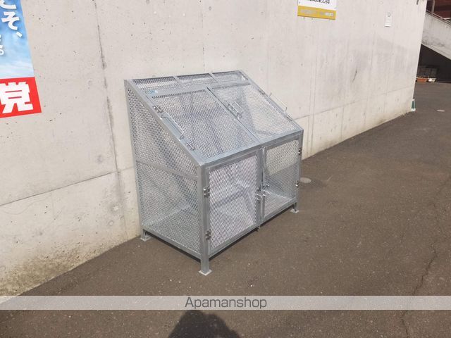 ピースドムールAの外観写真