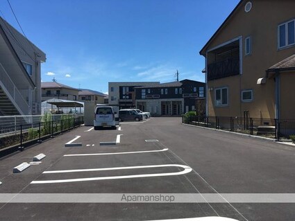 長野県松本市井川城３丁目[1LDK/51.29m2]の駐車場