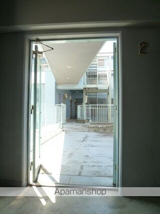 東京都世田谷区松原１丁目[1LDK/45m2]のロビー2