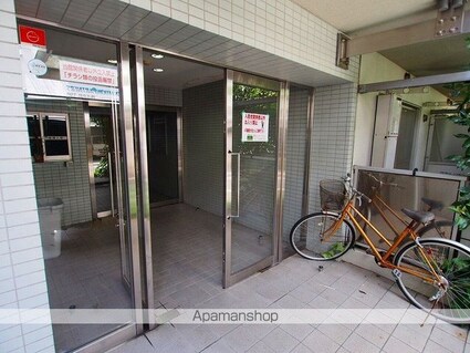 東京都豊島区要町１丁目[1K/25.72m2]のエントランス