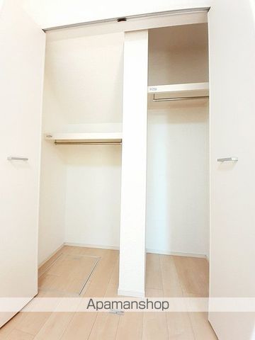 プティットフルールIIの内装写真