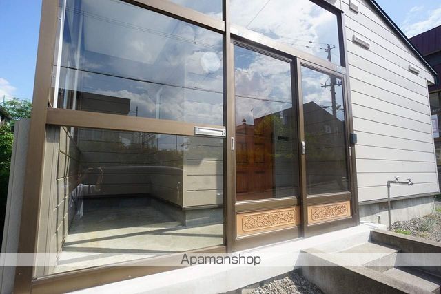 函館本線 稲穂駅 徒歩15分 2階建 築46年の玄関写真