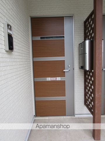 ウェルサイドBの玄関写真