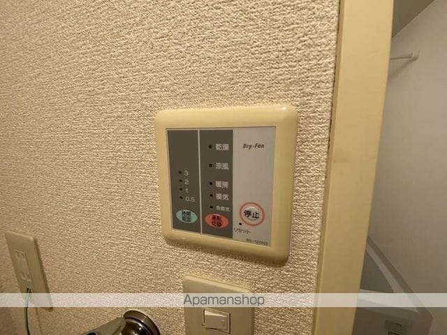 レオパレスハイツ・リバートンの内装写真