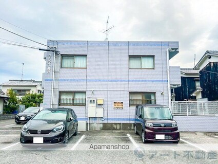 ウィンズ長戸[2LDK/56.85m2]の駐車場