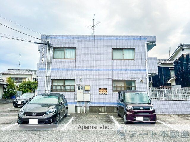 ウィンズ長戸[2LDK/56.85m2]の駐車場