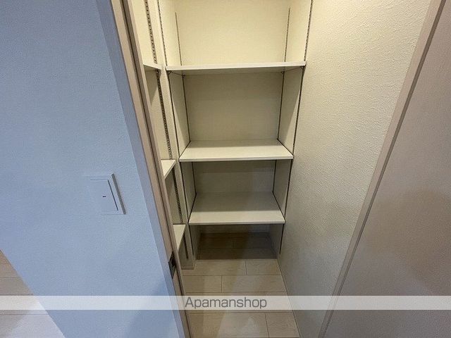 スプランディッド上本町WESTの内装写真