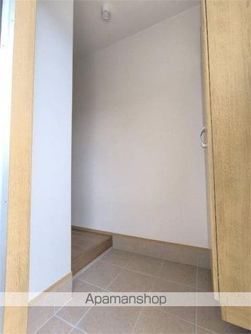 EMINA HEIGHTS Bの内装写真