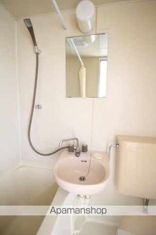 ロイヤルサーティ—マンションの内装写真