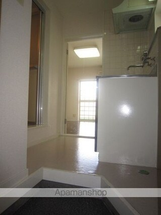 小松島コンパウンド[1K/17.55m2]の玄関