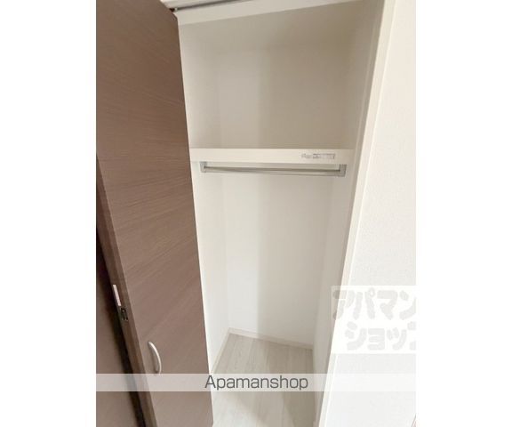 F ASECIA PHAONの内装写真